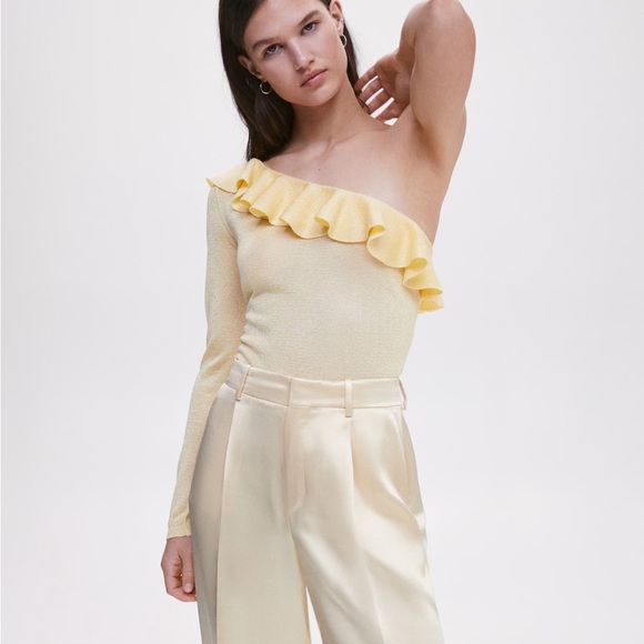 Top - Picture 4 of 5